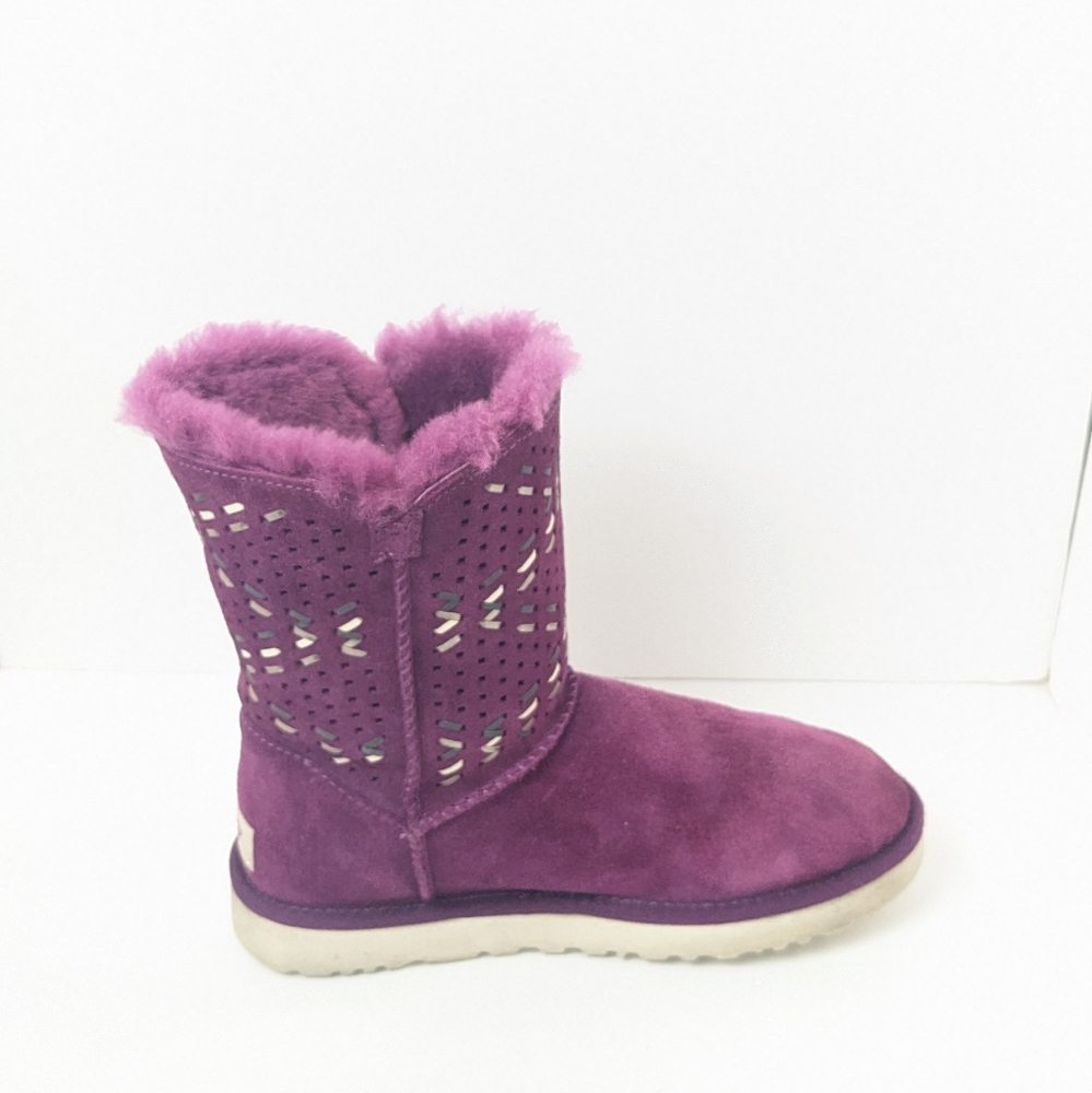 UGG Bailey Button Tehuano Boots - Picture 11 of 16